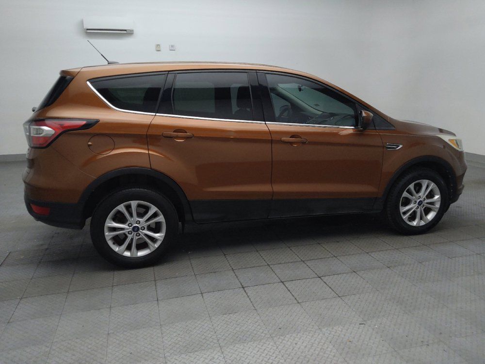 Used 2017 Ford Escape SE FWD image 10