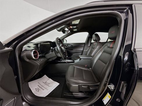 Used 2024 Chevrolet Trax RS w/ Driver Confidence Package image 21