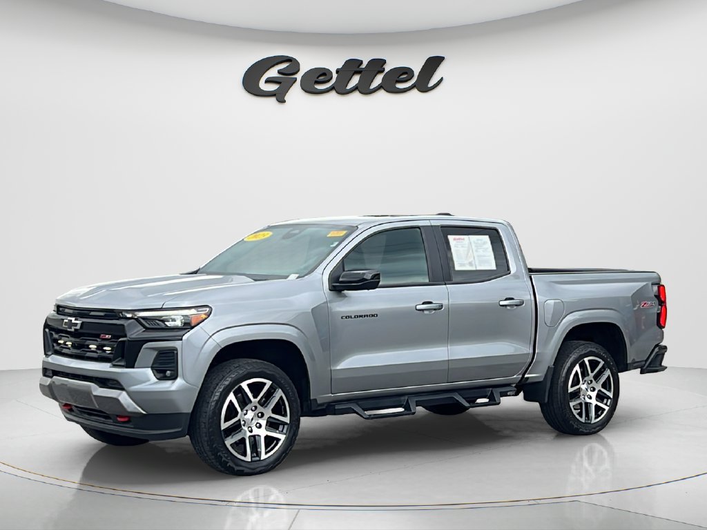 Used 2023 Chevrolet Colorado Z71 w/ Z71 Convenience Package 2 AWD/4WD image 1