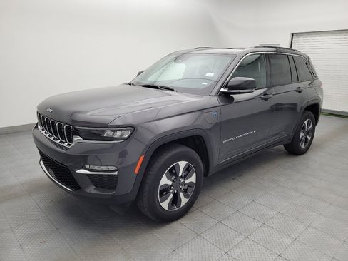 Used 2024 Jeep Grand Cherokee Limited 4xe AWD/4WD image 2