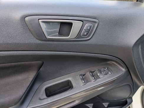 Certified 2021 Ford EcoSport SE image 14