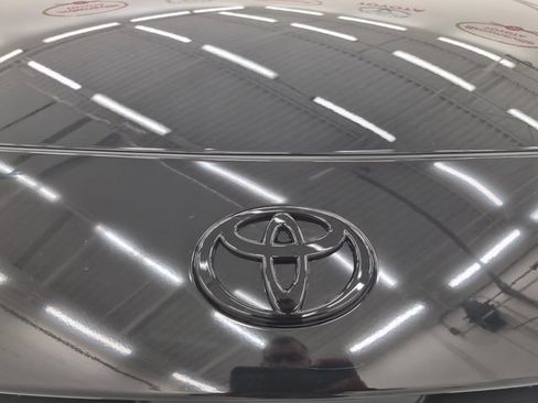 New 2026 Toyota Camry SE FWD image 12