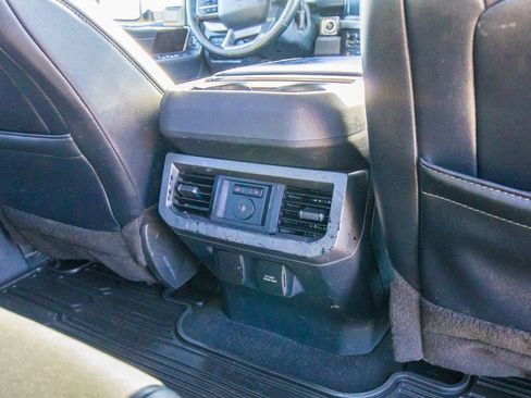 Used 2023 Ford F250 Lariat w/ Chrome Package image 22