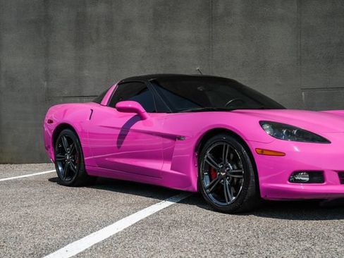 Used 2010 Chevrolet Corvette Coupe w/ 1LT image 49