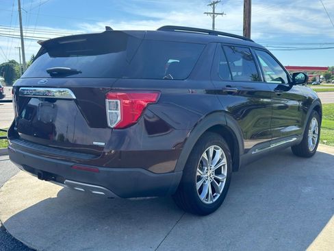 Used 2020 Ford Explorer XLT w/ Equipment Group 202A RWD image 7