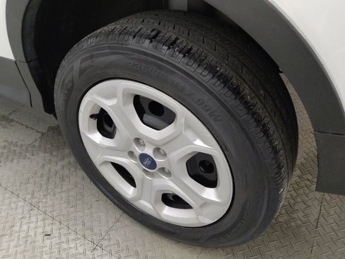 Used 2019 Ford Escape S image 31