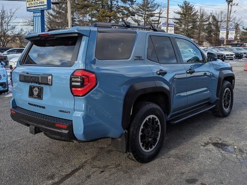 Used 2025 Toyota 4Runner TRD Off-Road AWD/4WD image 7