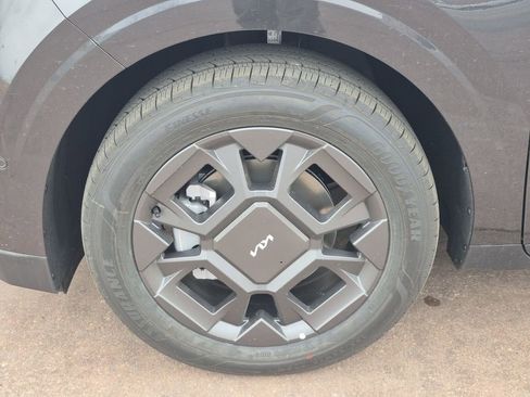 New 2026 Kia Carnival SX image 17