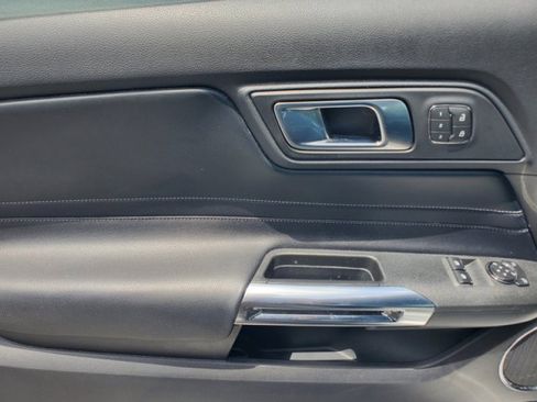 Certified 2019 Ford Mustang GT Premium w/ GT Performance Package image 12