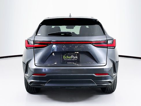 Used 2024 Lexus NX 250 FWD image 7