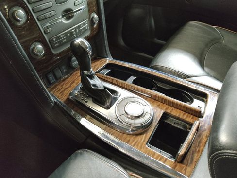 Used 2020 Nissan Armada SL w/ Premium Package RWD image 26