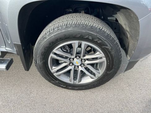 Used 2022 Chevrolet Colorado LT w/ Luxury Package image 12