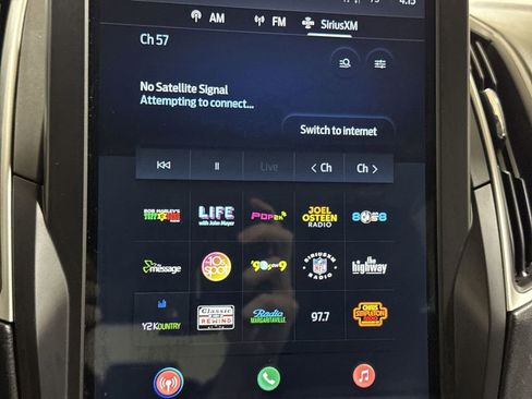 Used 2024 Ford Edge SEL image 14