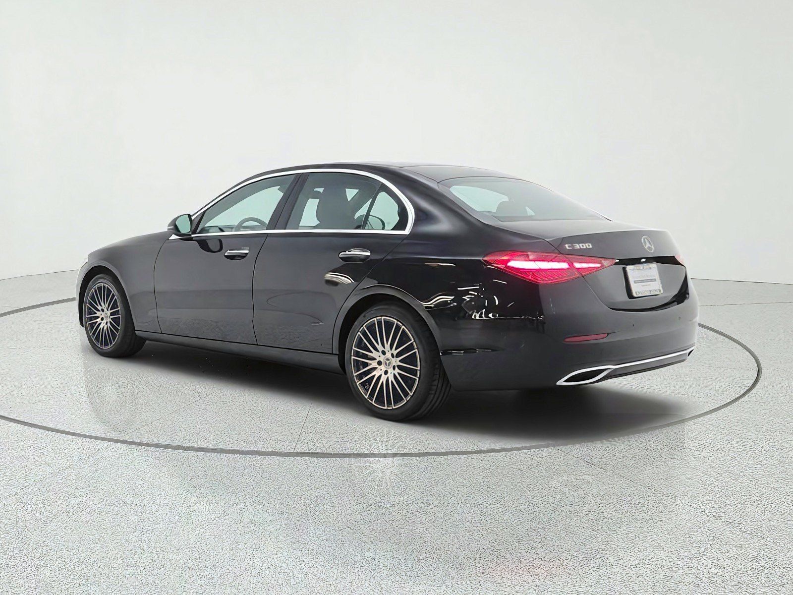 Used 2024 Mercedes-Benz C 300 Sedan image 7