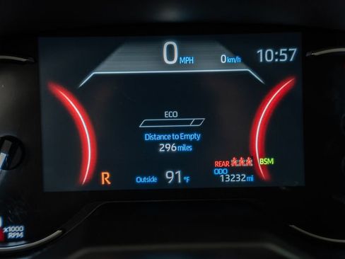 Used 2025 Toyota RAV4 XLE AWD/4WD image 37