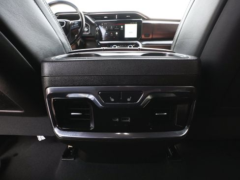 Used 2023 GMC Sierra 1500 Denali Ultimate AWD/4WD image 35