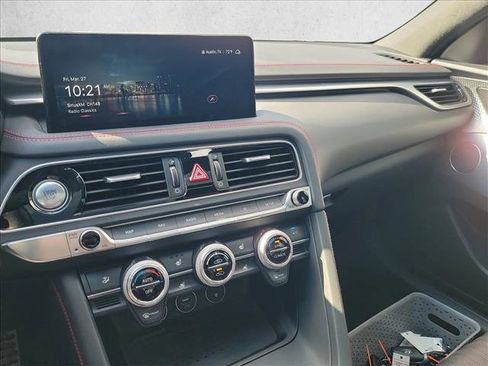 Used 2023 Genesis G70 2.0T w/ Sport Prestige Package image 20