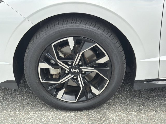 Used 2025 Hyundai Sonata SEL FWD image 39
