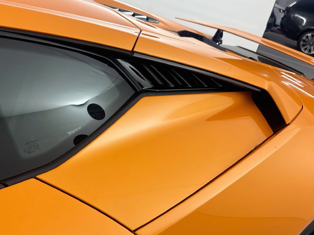 Used 2023 Lamborghini Huracan Tecnica RWD image 26