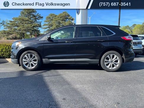 Used 2024 Ford Edge Titanium image 4