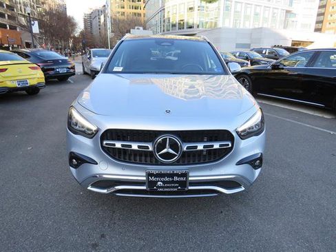 Used 2025 Mercedes-Benz GLA 250 4MATIC image 6