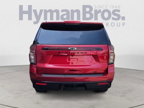 Used 2023 Chevrolet Suburban LT w/ LT Signature Package RWD image 4