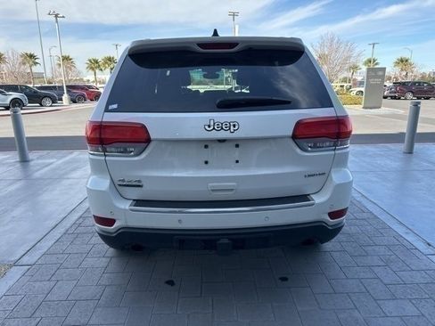 Used 2018 Jeep Grand Cherokee Limited image 6