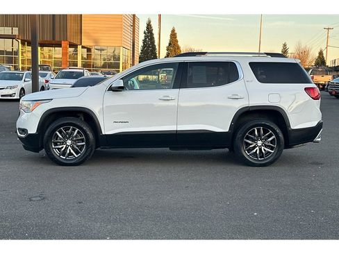 Used 2019 GMC Acadia SLT image 9