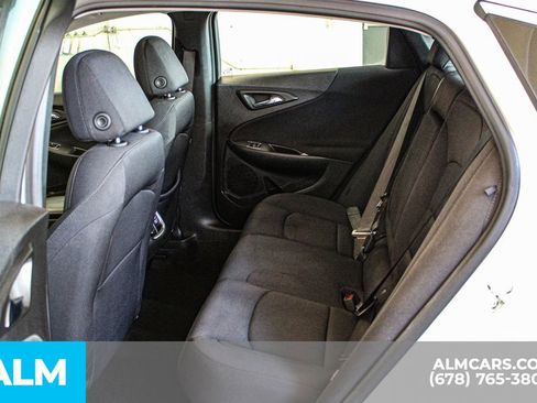 Used 2024 Chevrolet Malibu LT image 18