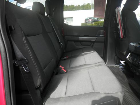 Certified 2022 Ford F150 XLT w/ Equipment Group 302A High image 24