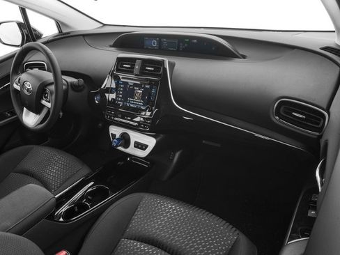 Used 2017 Toyota Prius Prime Plus image 17