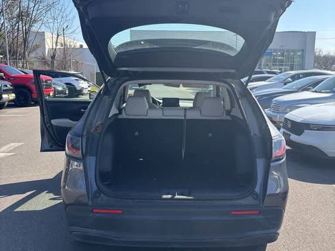 Used 2023 Honda HR-V LX image 14