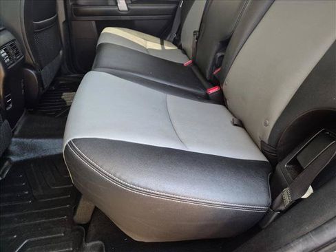 Used 2015 Toyota 4Runner SR5 Premium AWD/4WD image 17