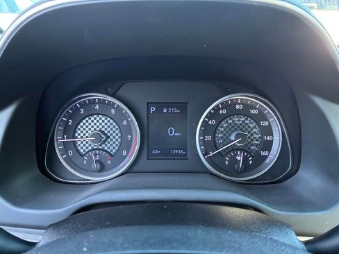 Used 2020 Hyundai Elantra SEL image 26