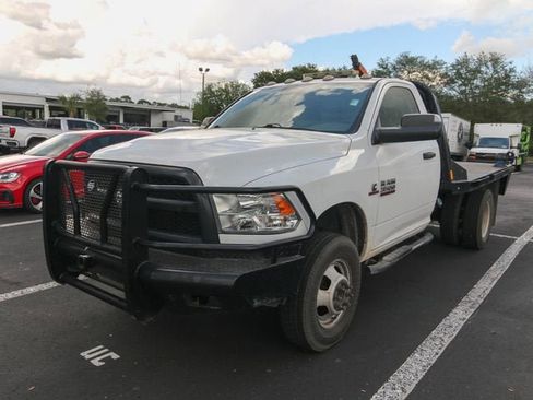Used 2018 RAM 3500 Tradesman w/ Power & Remote Entry Group AWD/4WD image 2