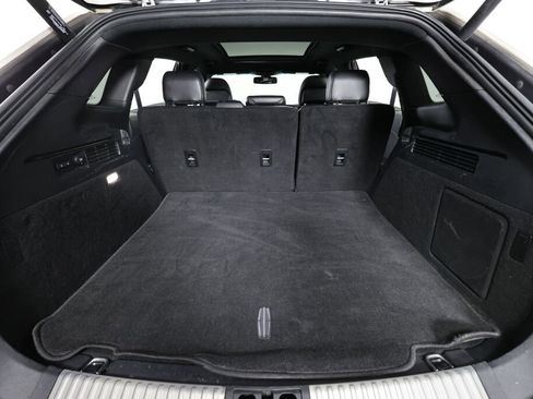 Used 2017 Lincoln MKX Reserve w/ Luxury Package image 17