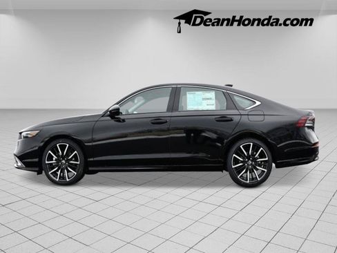 New 2026 Honda Accord Touring image 2