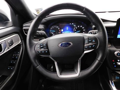Used 2020 Ford Explorer Limited image 26