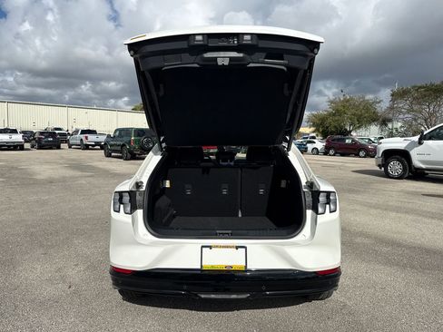 Used 2023 Ford Mustang Mach-E Premium image 29