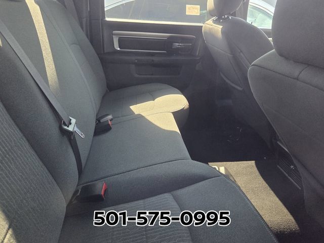 Used 2024 RAM 1500 Warlock AWD/4WD image 9