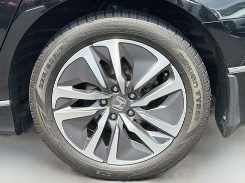 Used 2019 Honda Accord Touring image 29