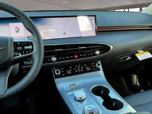 New 2026 Genesis GV70 2.5T Select image 6