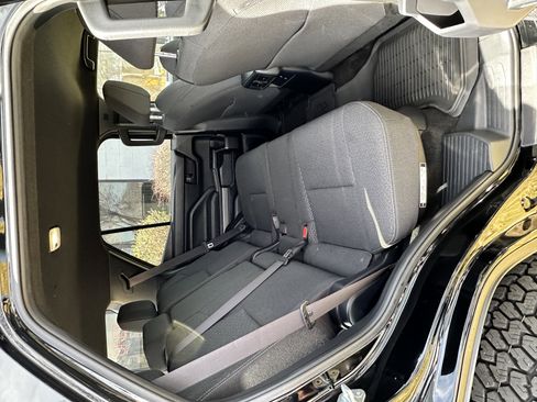 Used 2025 Toyota 4Runner SR5 image 25