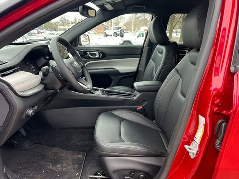 New 2026 Jeep Compass Limited image 4