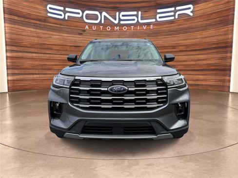 New 2026 Ford Explorer Active w/ Active Comfort Package AWD/4WD image 9