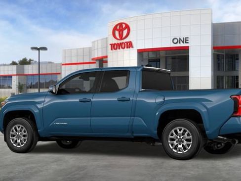 Certified 2026 Toyota Tacoma SR5 image 6