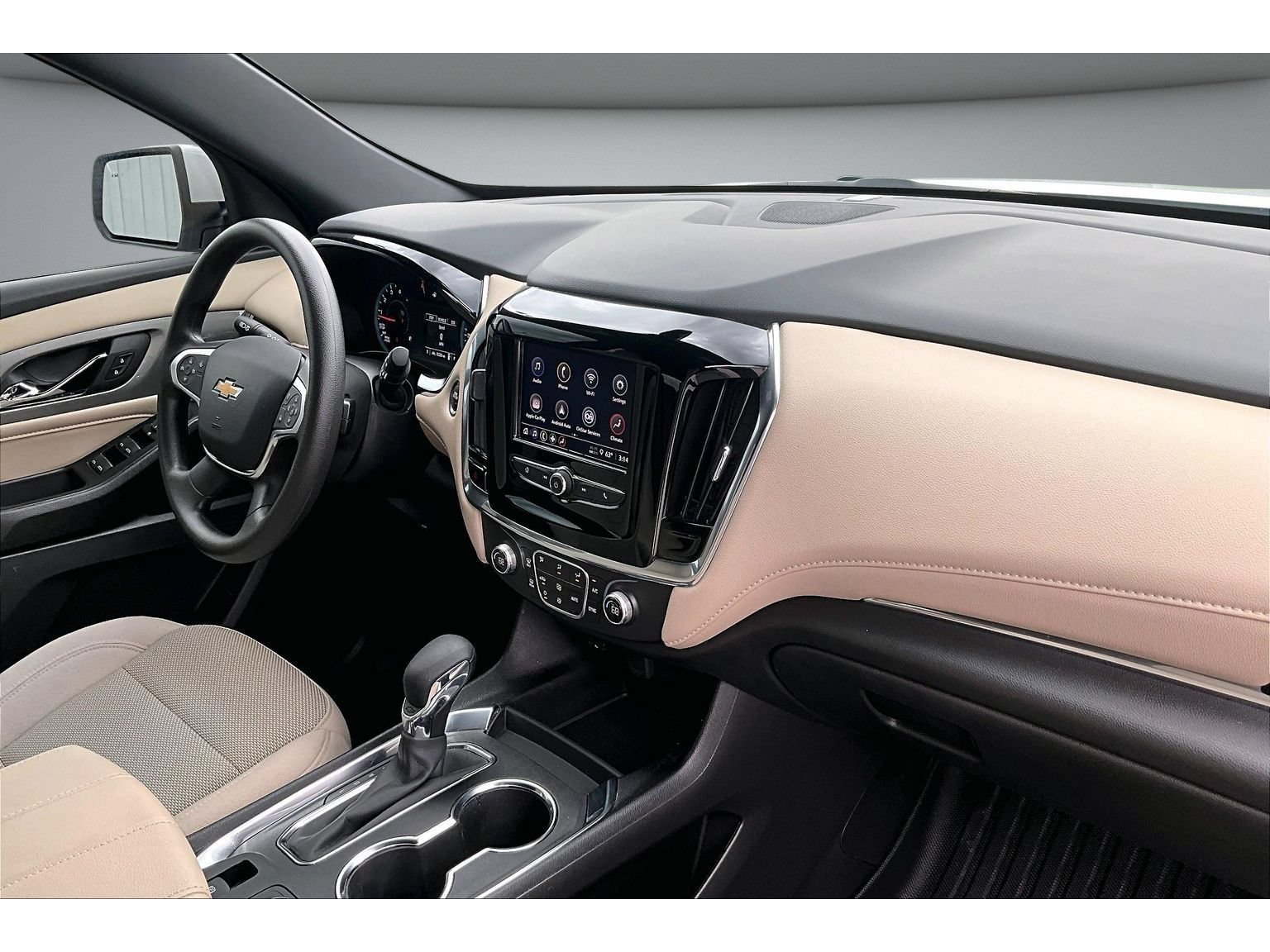 Used 2024 Chevrolet Traverse LS w/ Safety Package FWD image 45