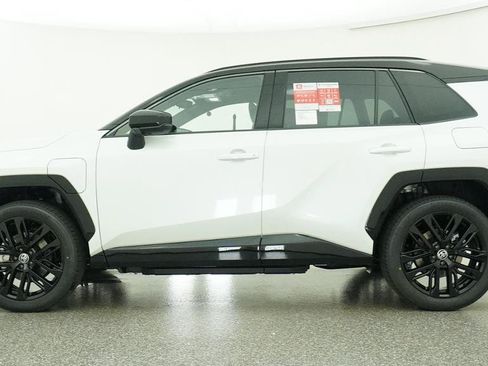 New 2026 Toyota RAV4 XSE AWD/4WD image 30