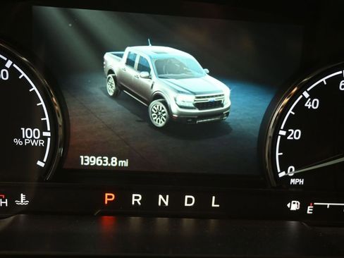 Used 2024 Ford Maverick Lariat w/ Black Appearance Package FWD image 11