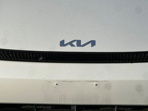 Used 2023 Kia EV6 Light image 47